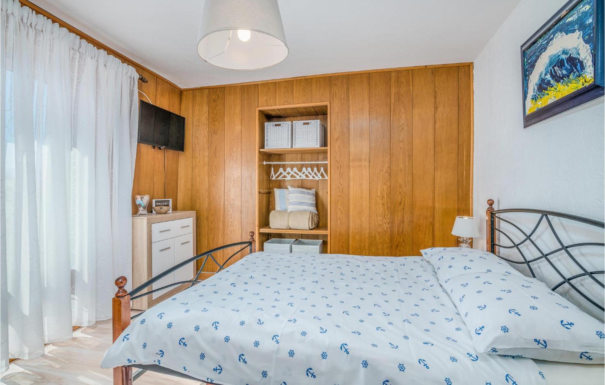2 Bedroom Gorgeous Home In Baska Экстерьер фото