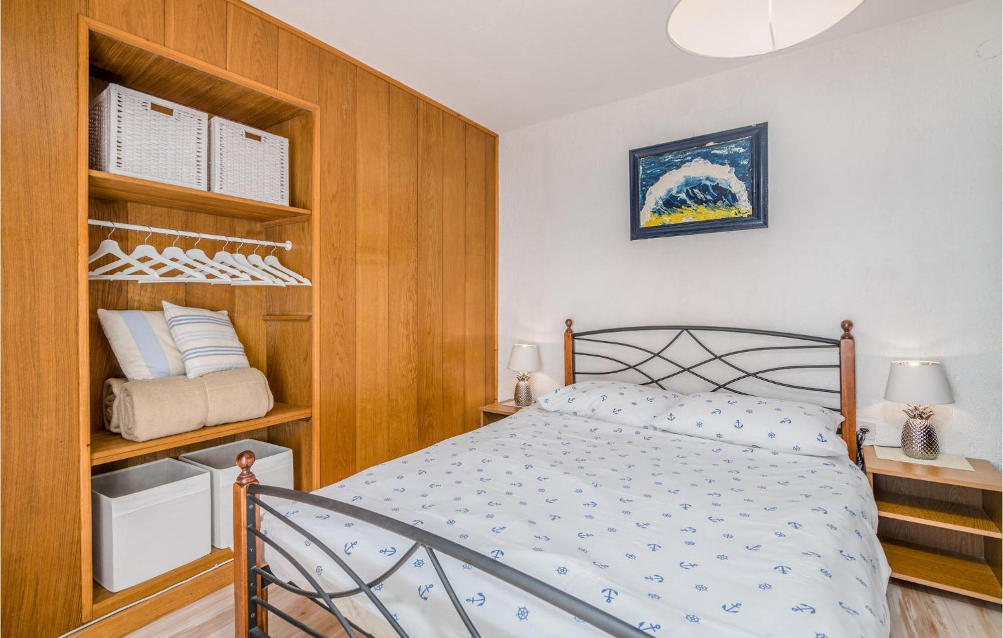 2 Bedroom Gorgeous Home In Baska Экстерьер фото