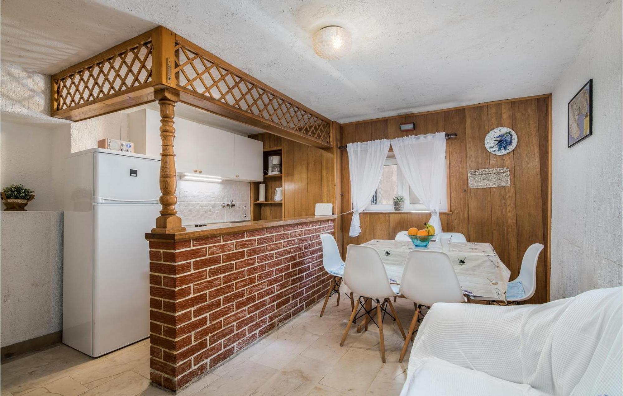 2 Bedroom Gorgeous Home In Baska Экстерьер фото