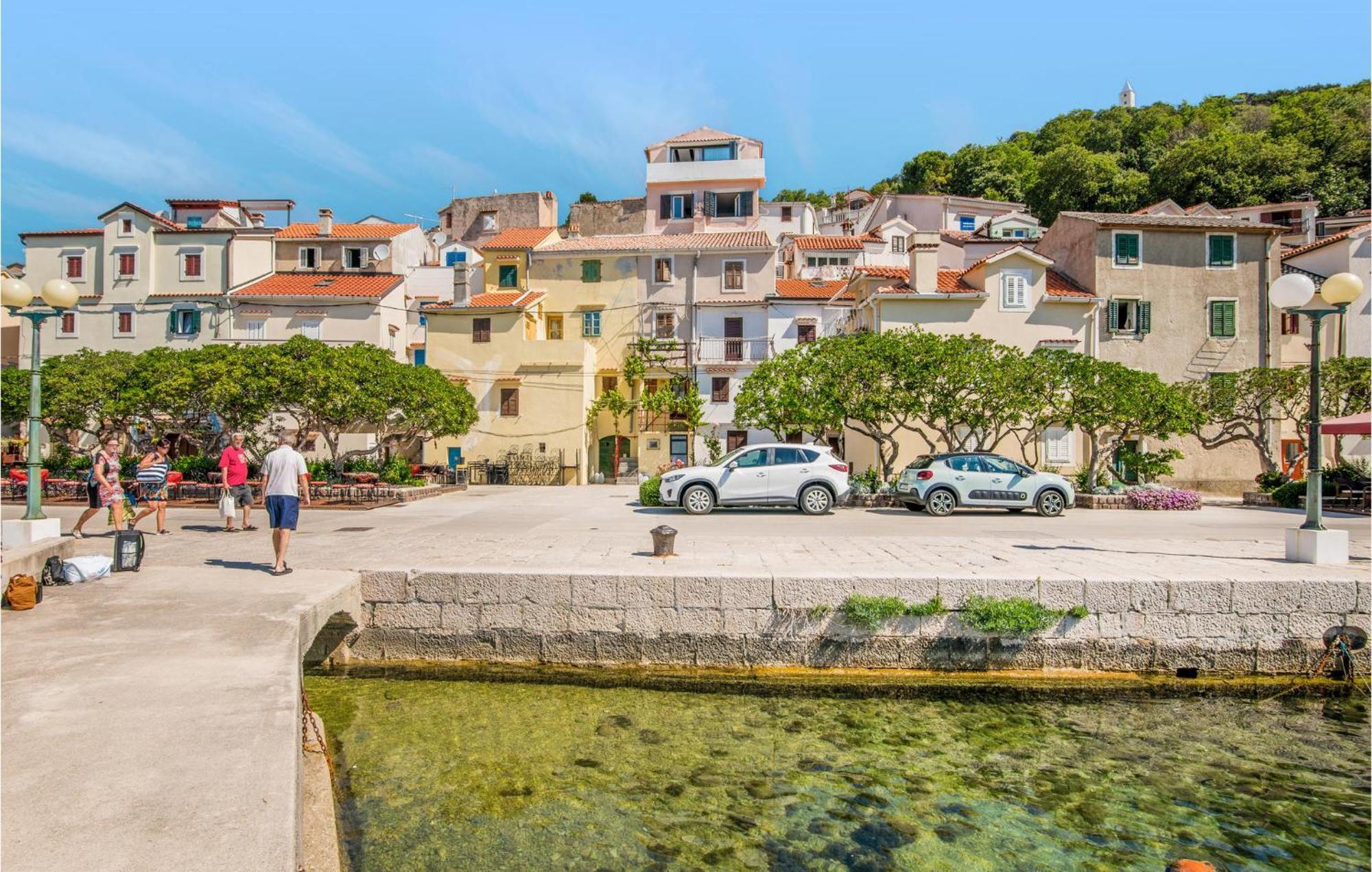 2 Bedroom Gorgeous Home In Baska Экстерьер фото